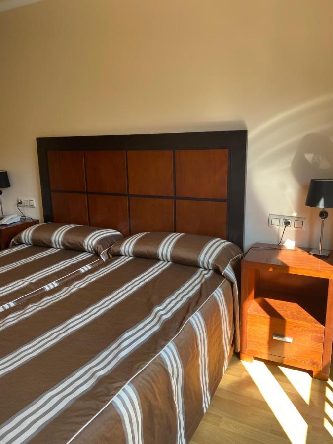 Hotel Av Apartamentos Lobios Εξωτερικό φωτογραφία