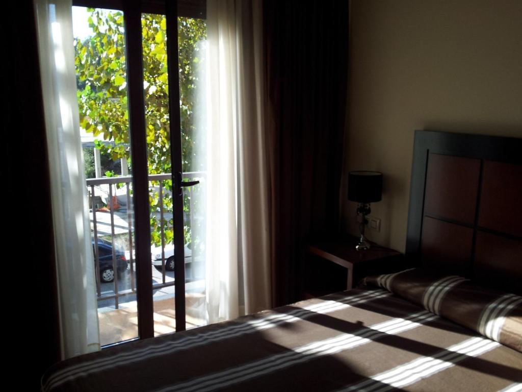 Hotel Av Apartamentos Lobios Δωμάτιο φωτογραφία