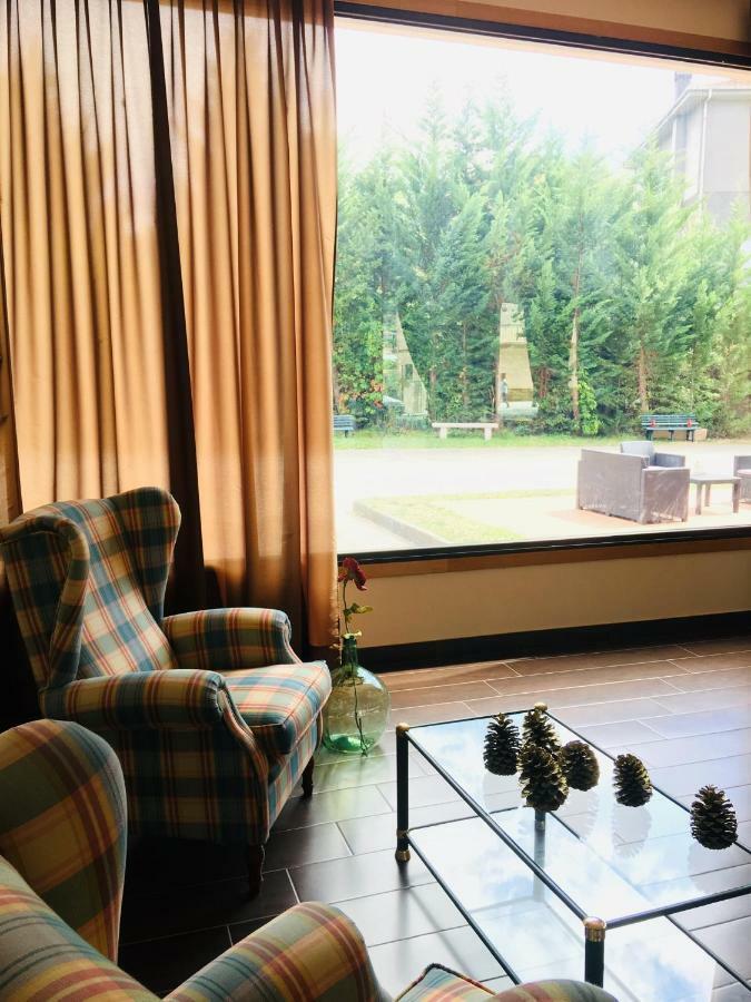 Hotel Av Apartamentos Lobios Εξωτερικό φωτογραφία
